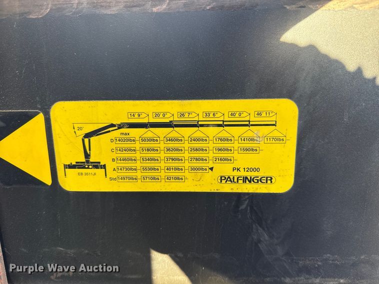 image for item EG8881 2012 Freightliner Business Class M2 crane truck