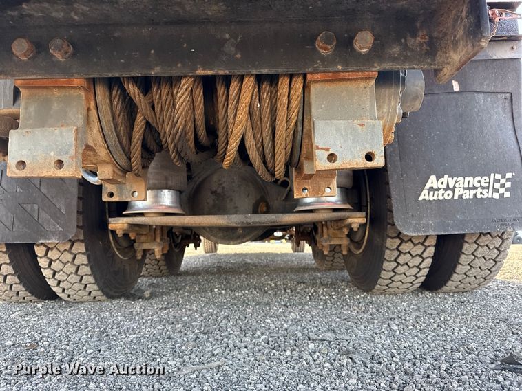 image for item EG8881 2012 Freightliner Business Class M2 crane truck