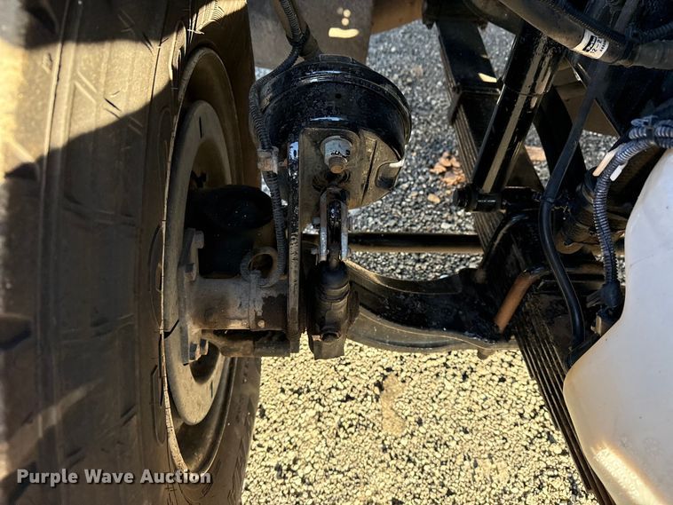 image for item EG8881 2012 Freightliner Business Class M2 crane truck