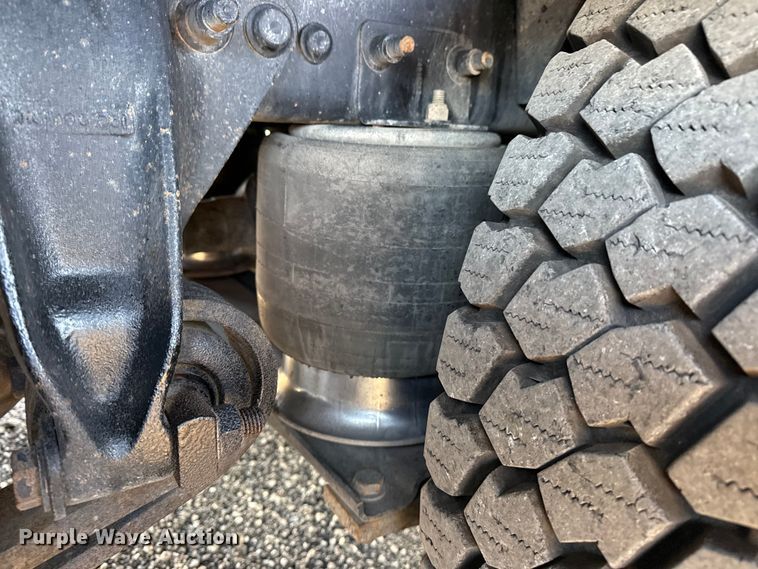 image for item EG8881 2012 Freightliner Business Class M2 crane truck