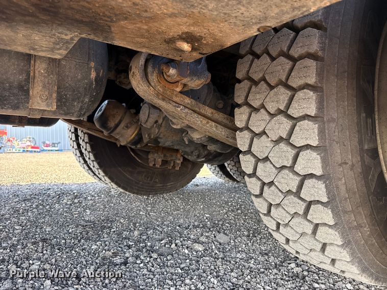 image for item EG8881 2012 Freightliner Business Class M2 crane truck