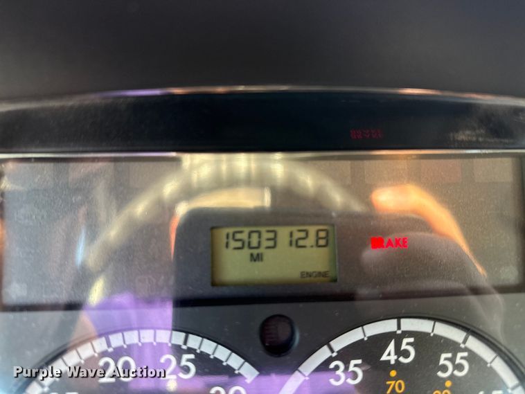 image for item EG8881 2012 Freightliner Business Class M2 crane truck