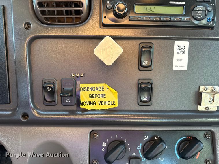 image for item EG8881 2012 Freightliner Business Class M2 crane truck