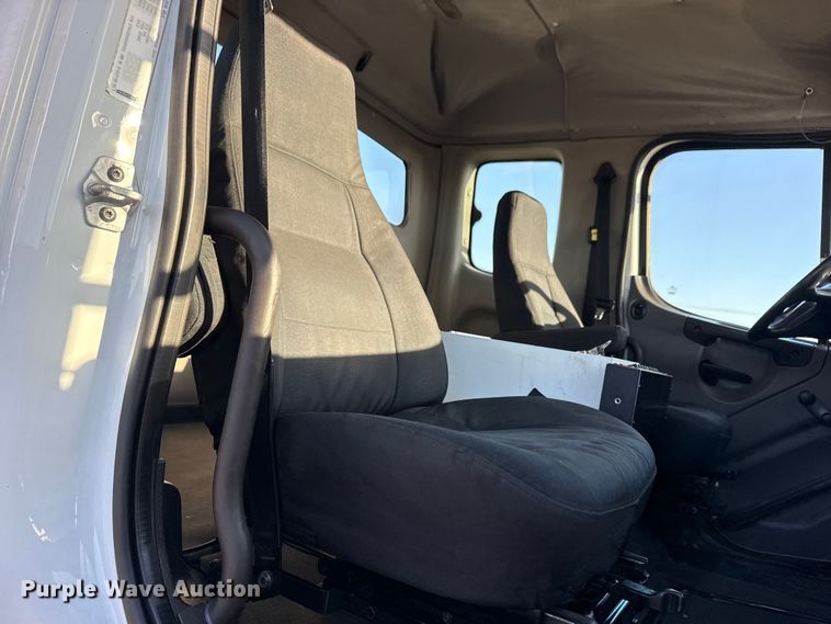 image for item EG8881 2012 Freightliner Business Class M2 crane truck