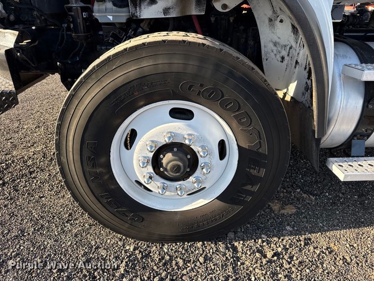 image for item EG8881 2012 Freightliner Business Class M2 crane truck