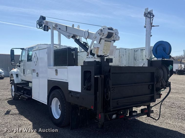 image for item EG8892 2011 International  7500 utility / service truck