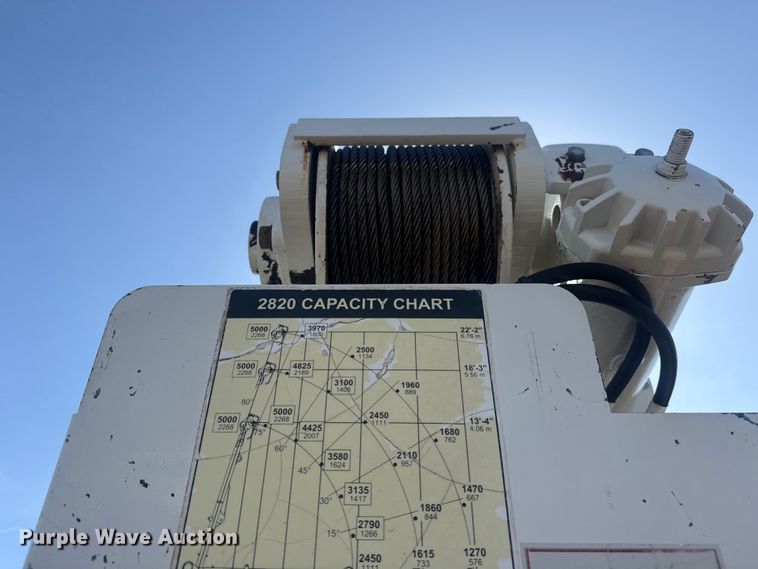 image for item EG8892 2011 International  7500 utility / service truck