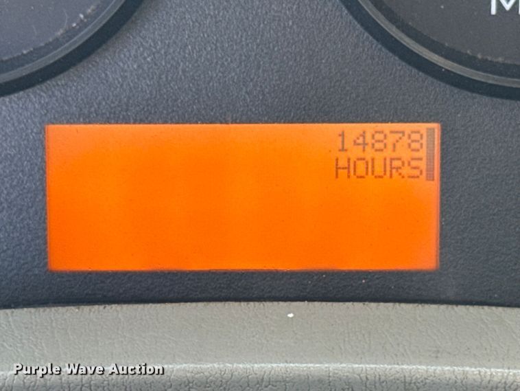 image for item EG8892 2011 International  7500 utility / service truck