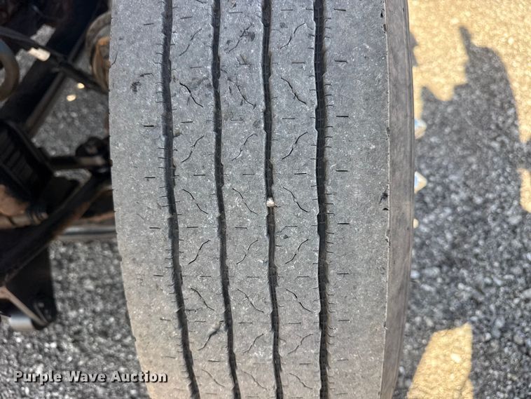 image for item EG8892 2011 International  7500 utility / service truck