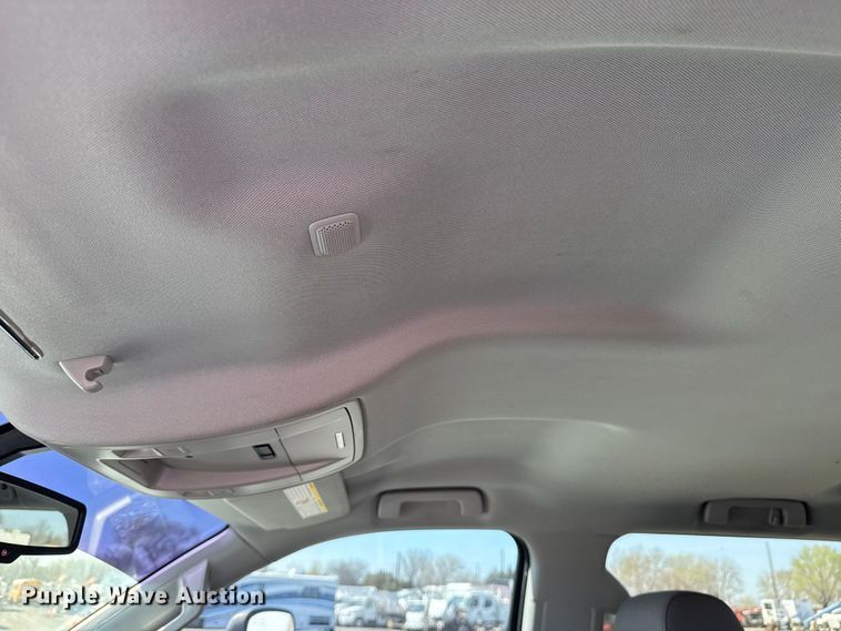 image for item EG8893 2015 Chevrolet Silverado 3500 Crew Cab utility bed pickup truck