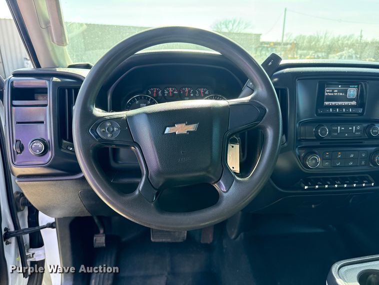 image for item EG8893 2015 Chevrolet Silverado 3500 Crew Cab utility bed pickup truck