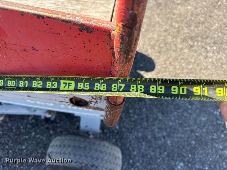 image for item EG8901 PAC Craft 220TMIII scissor lift