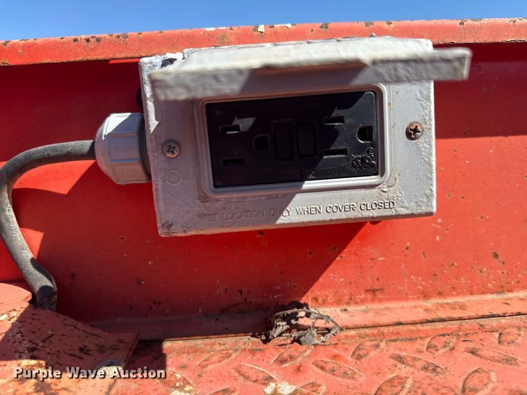 image for item EG8902 Skyjack SJIII-219 scissor lift