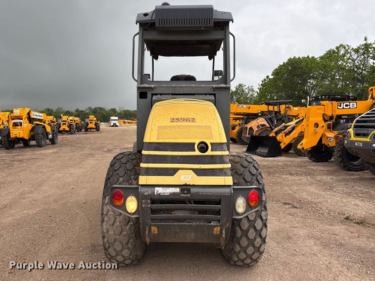 image for item EJ3410 2018 Wacker Neuson RC70 single drum vibratory roller