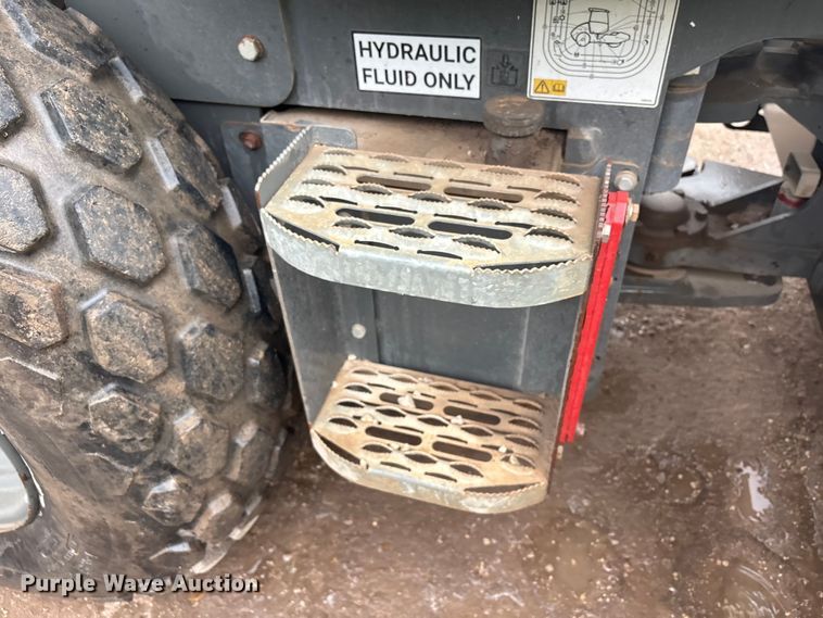 image for item EJ3410 2018 Wacker Neuson RC70 single drum vibratory roller