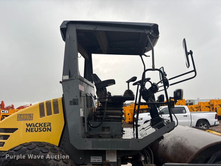 image for item EJ3410 2018 Wacker Neuson RC70 single drum vibratory roller