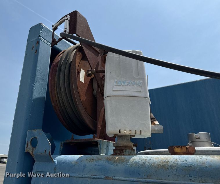 image for item EJ4698 Burner diesel tank