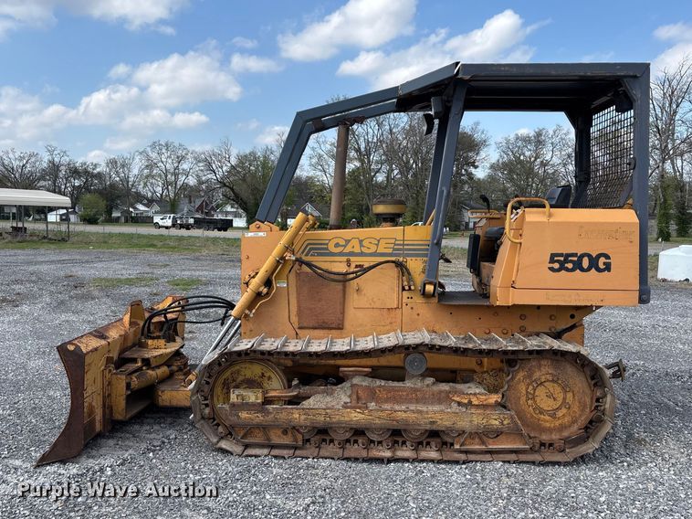 image for item EM0062 1999 Case 550G dozer