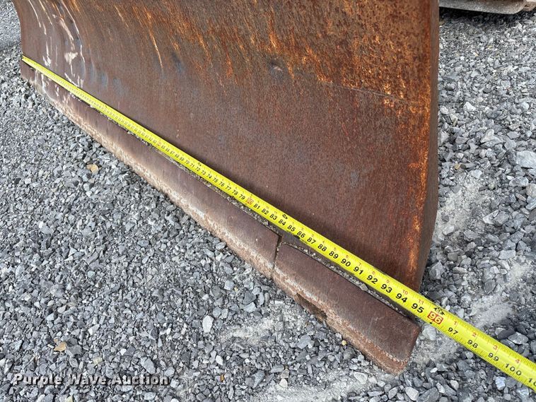 image for item EM0062 1999 Case 550G dozer