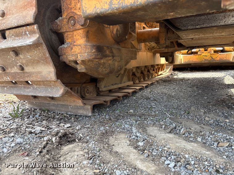 image for item EM0062 1999 Case 550G dozer