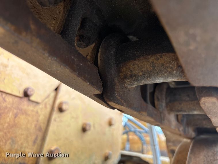 image for item EM0062 1999 Case 550G dozer