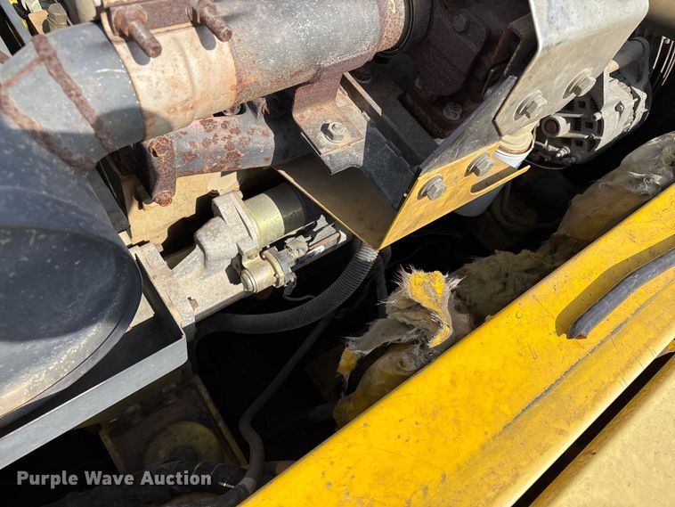 image for item EM0063 Kobelco SK220LC excavator