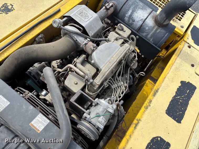 image for item EM0063 Kobelco SK220LC excavator