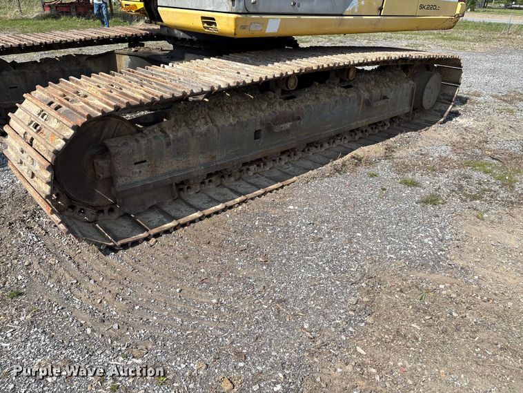image for item EM0063 Kobelco SK220LC excavator