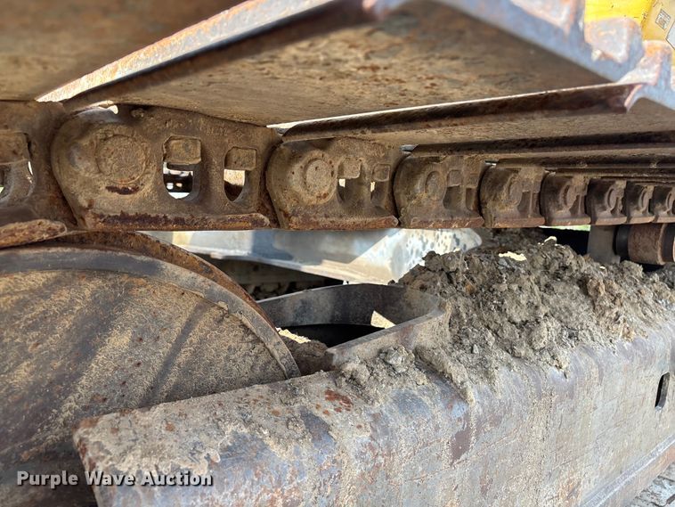 image for item EM0063 Kobelco SK220LC excavator