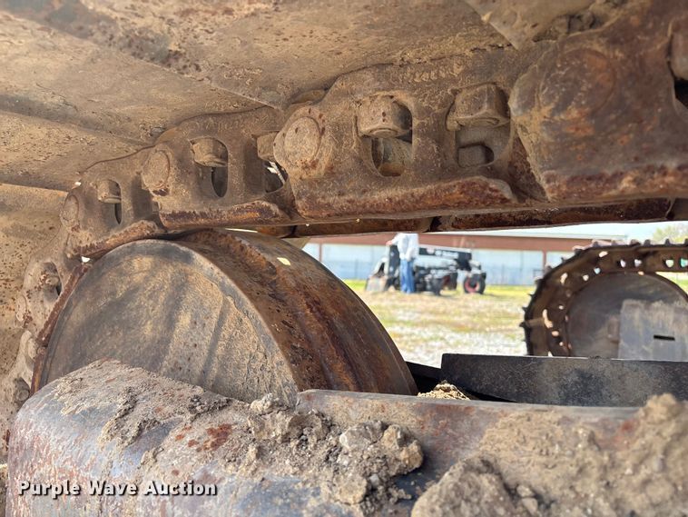 image for item EM0063 Kobelco SK220LC excavator