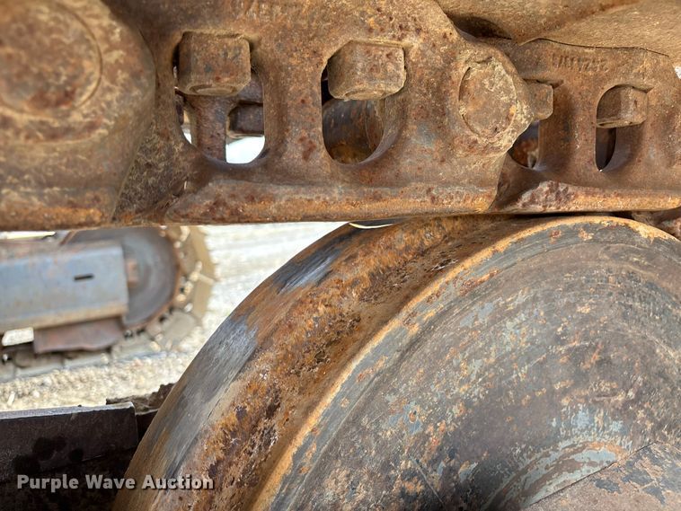 image for item EM0063 Kobelco SK220LC excavator