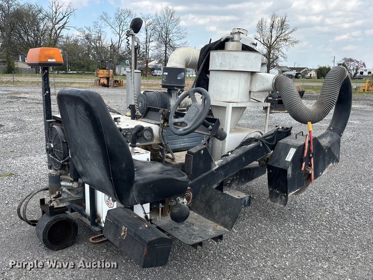 image for item EM0069 Diamond Products concrete saw