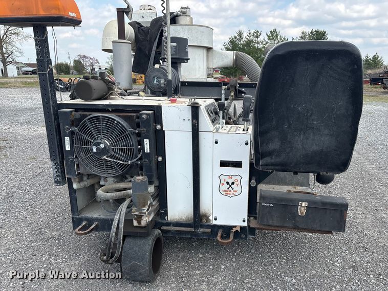 image for item EM0069 Diamond Products concrete saw