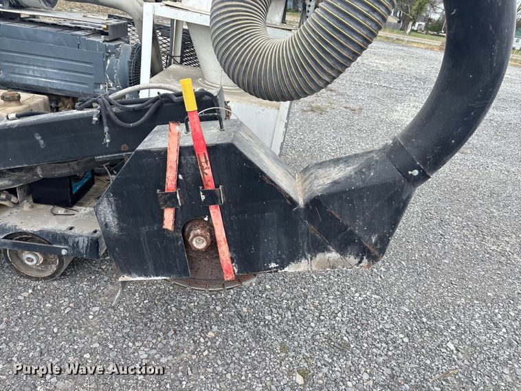 image for item EM0069 Diamond Products concrete saw