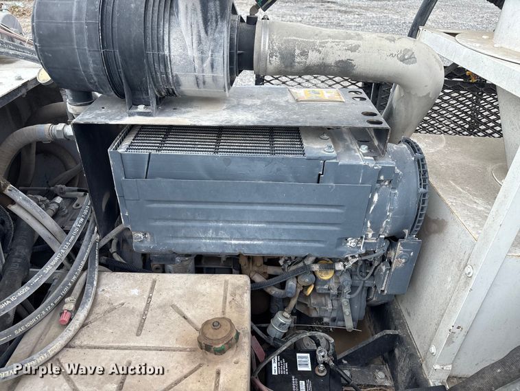 image for item EM0069 Diamond Products concrete saw