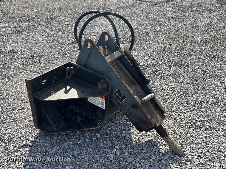 image for item EM0070 Bobcat 2570 skid steer breaker