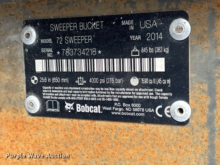 image for item EM0071 2014 Bobcat 72 Sweeper skid steer sweeper