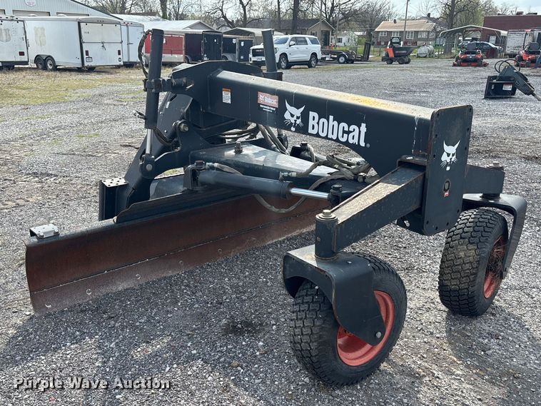 image for item EM0072 2011 Bobcat Grader 108 skid steer grader