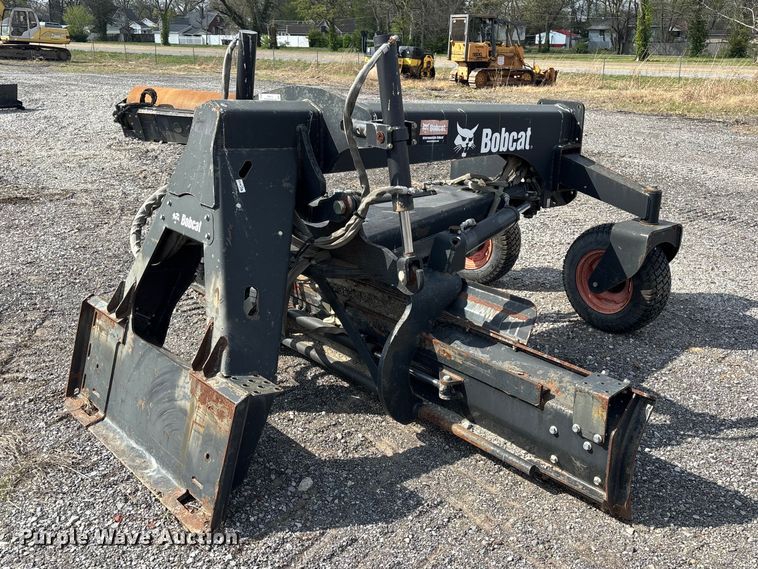 image for item EM0072 2011 Bobcat Grader 108 skid steer grader