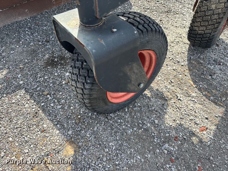 image for item EM0072 2011 Bobcat Grader 108 skid steer grader