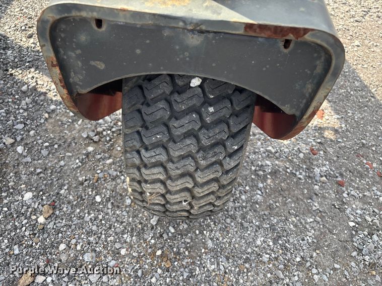 image for item EM0072 2011 Bobcat Grader 108 skid steer grader