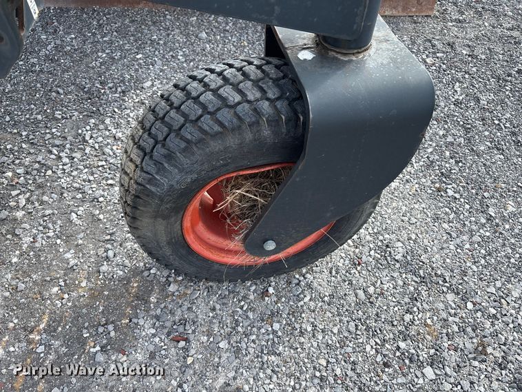 image for item EM0072 2011 Bobcat Grader 108 skid steer grader