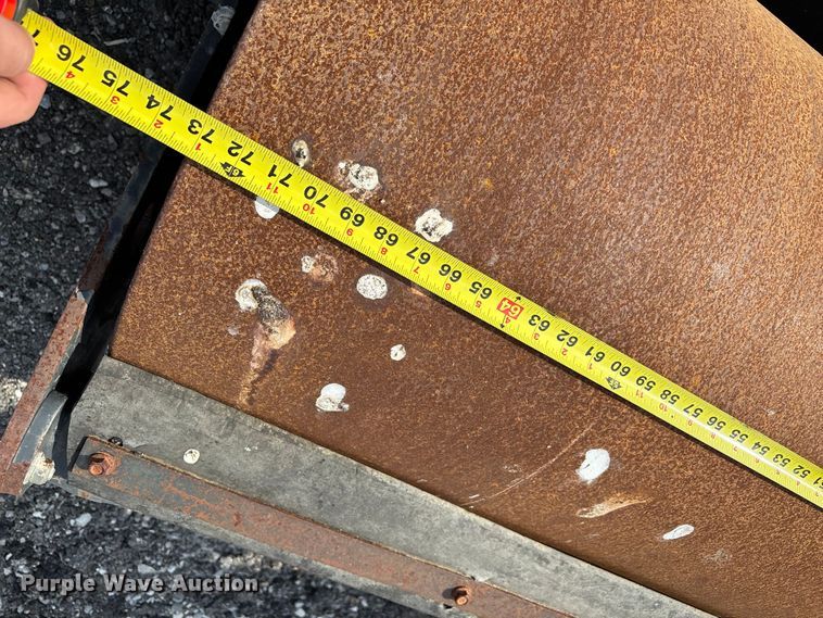 image for item EM0073 2014 Bobcat Roller 73 skid steer vibratory roller