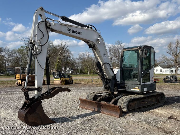 image for item EM0077 2011 Bobcat E80 mini excavator