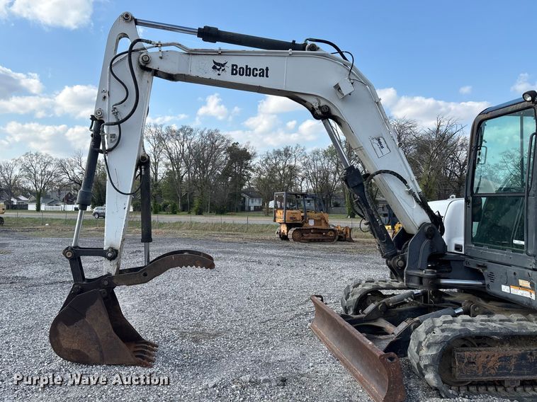 image for item EM0077 2011 Bobcat E80 mini excavator