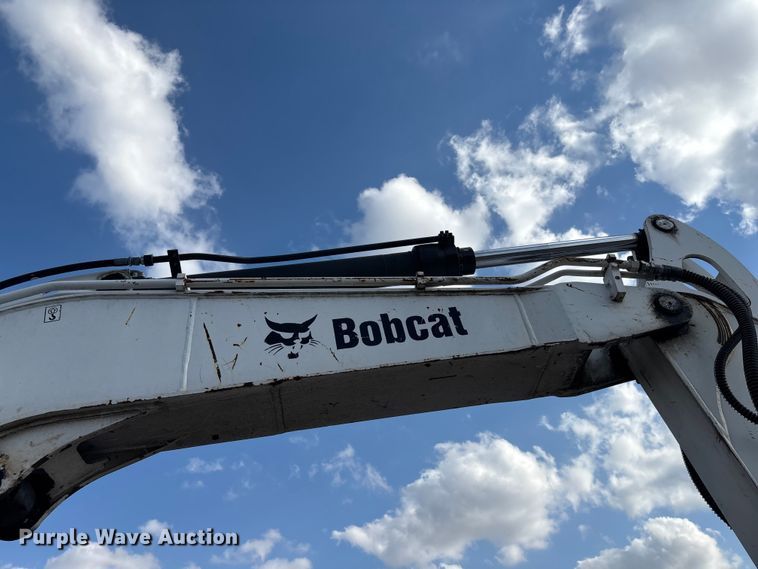 image for item EM0077 2011 Bobcat E80 mini excavator