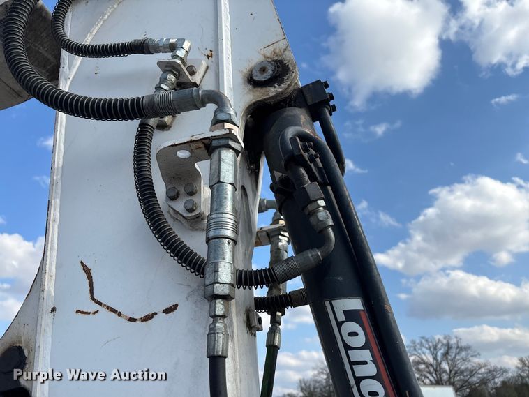 image for item EM0077 2011 Bobcat E80 mini excavator