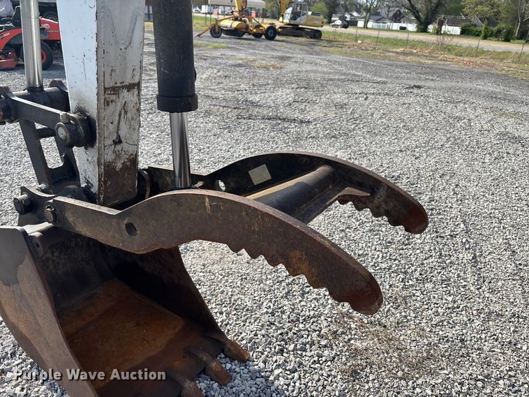 image for item EM0077 2011 Bobcat E80 mini excavator