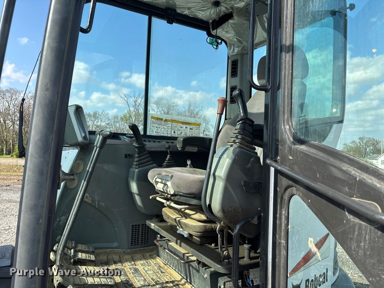 image for item EM0077 2011 Bobcat E80 mini excavator