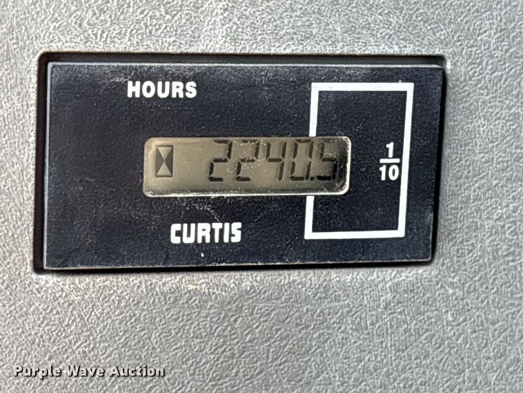 image for item EM0077 2011 Bobcat E80 mini excavator